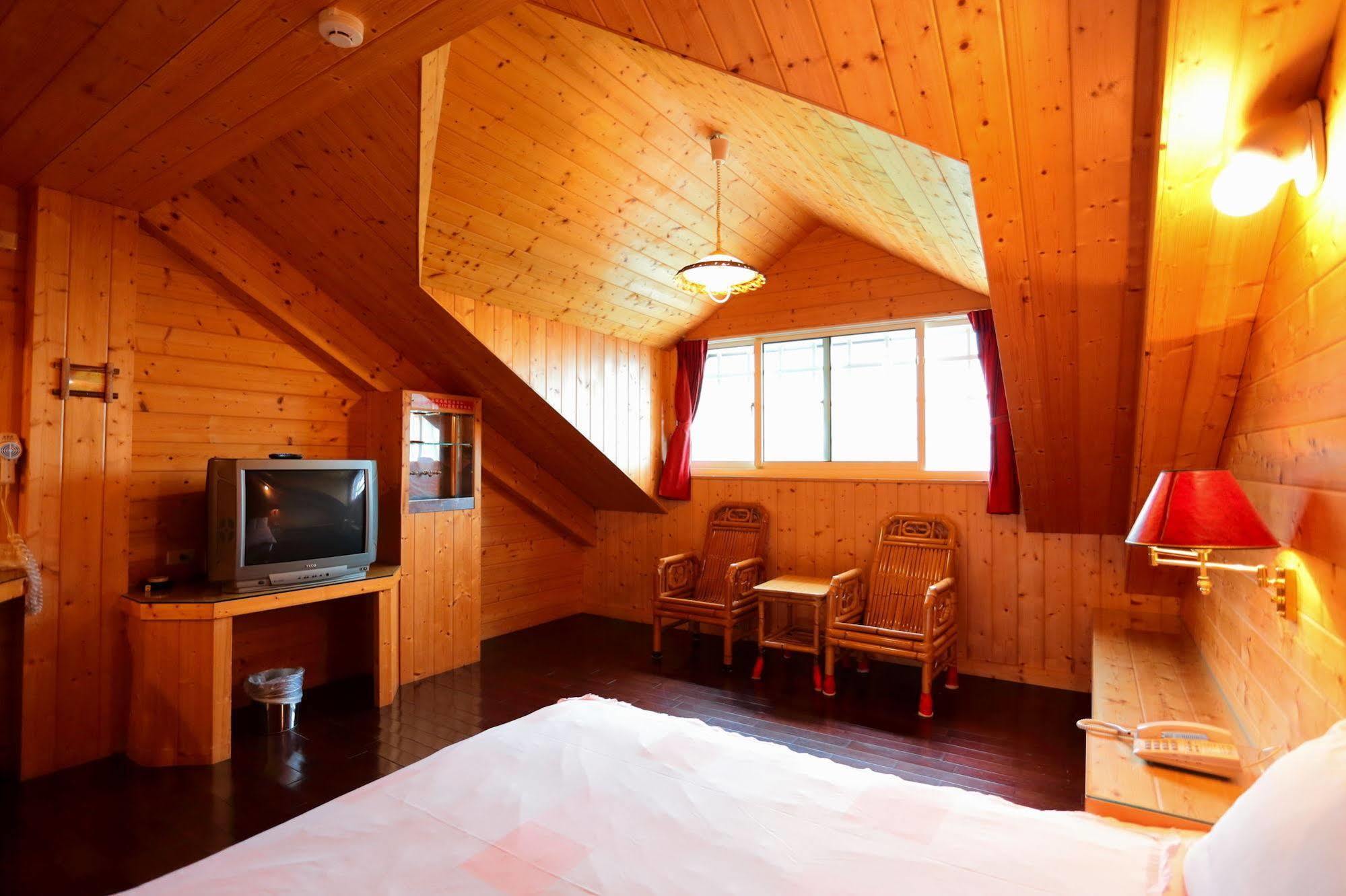 คิงไต้หวันบีแอนด์บี Bed & Breakfast ลู่กู่ ภายนอก รูปภาพ