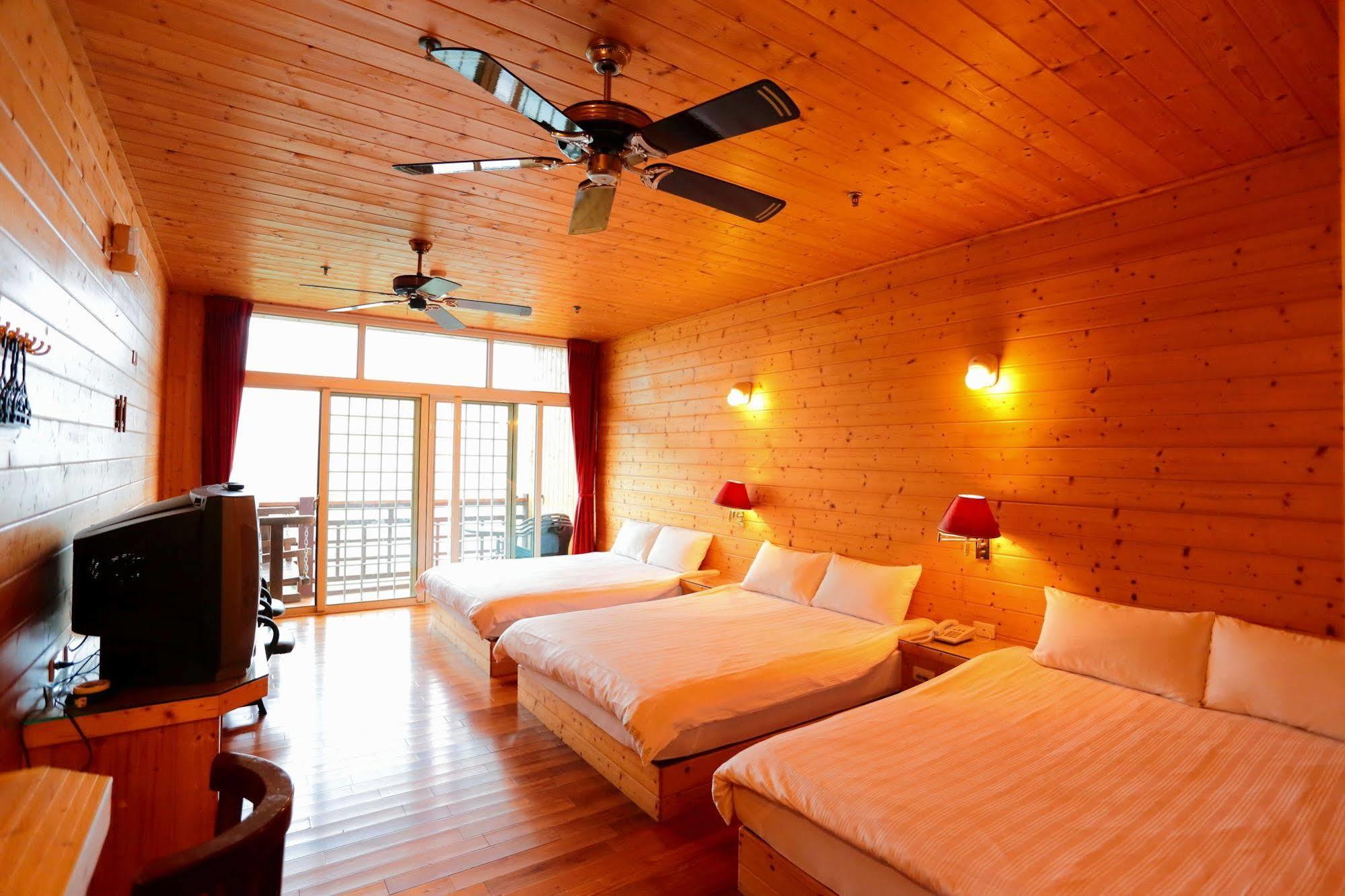 คิงไต้หวันบีแอนด์บี Bed & Breakfast ลู่กู่ ภายนอก รูปภาพ