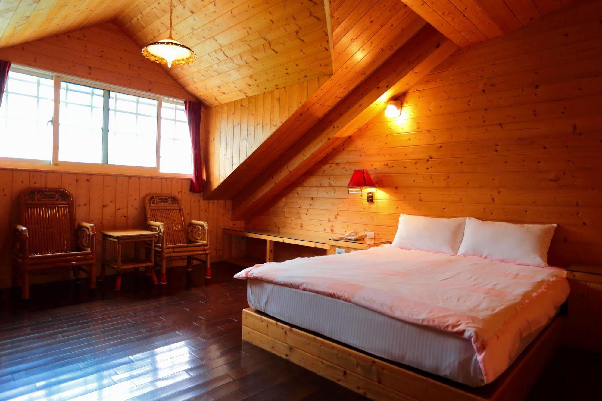 คิงไต้หวันบีแอนด์บี Bed & Breakfast ลู่กู่ ภายนอก รูปภาพ