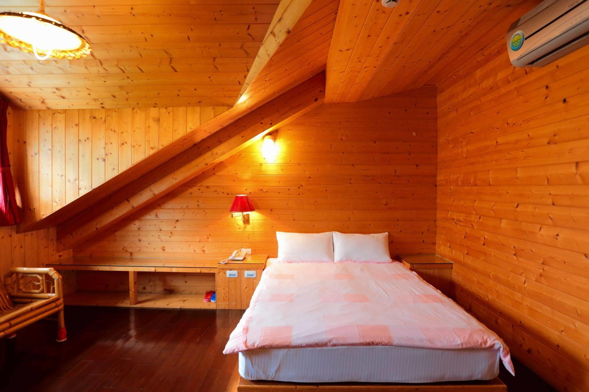 คิงไต้หวันบีแอนด์บี Bed & Breakfast ลู่กู่ ภายนอก รูปภาพ