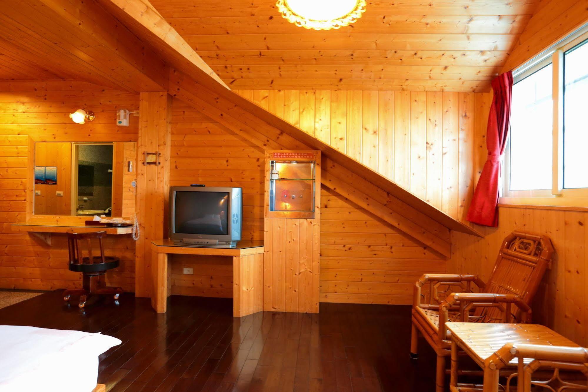 คิงไต้หวันบีแอนด์บี Bed & Breakfast ลู่กู่ ภายนอก รูปภาพ