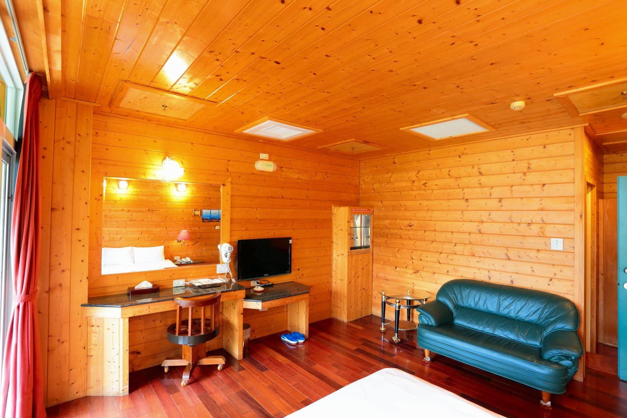 คิงไต้หวันบีแอนด์บี Bed & Breakfast ลู่กู่ ภายนอก รูปภาพ